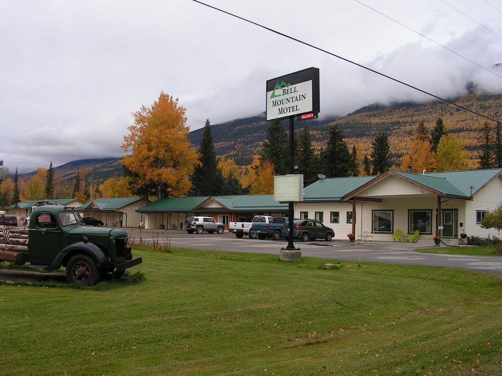 Bell Mountain Motel Mcbride Exterior foto